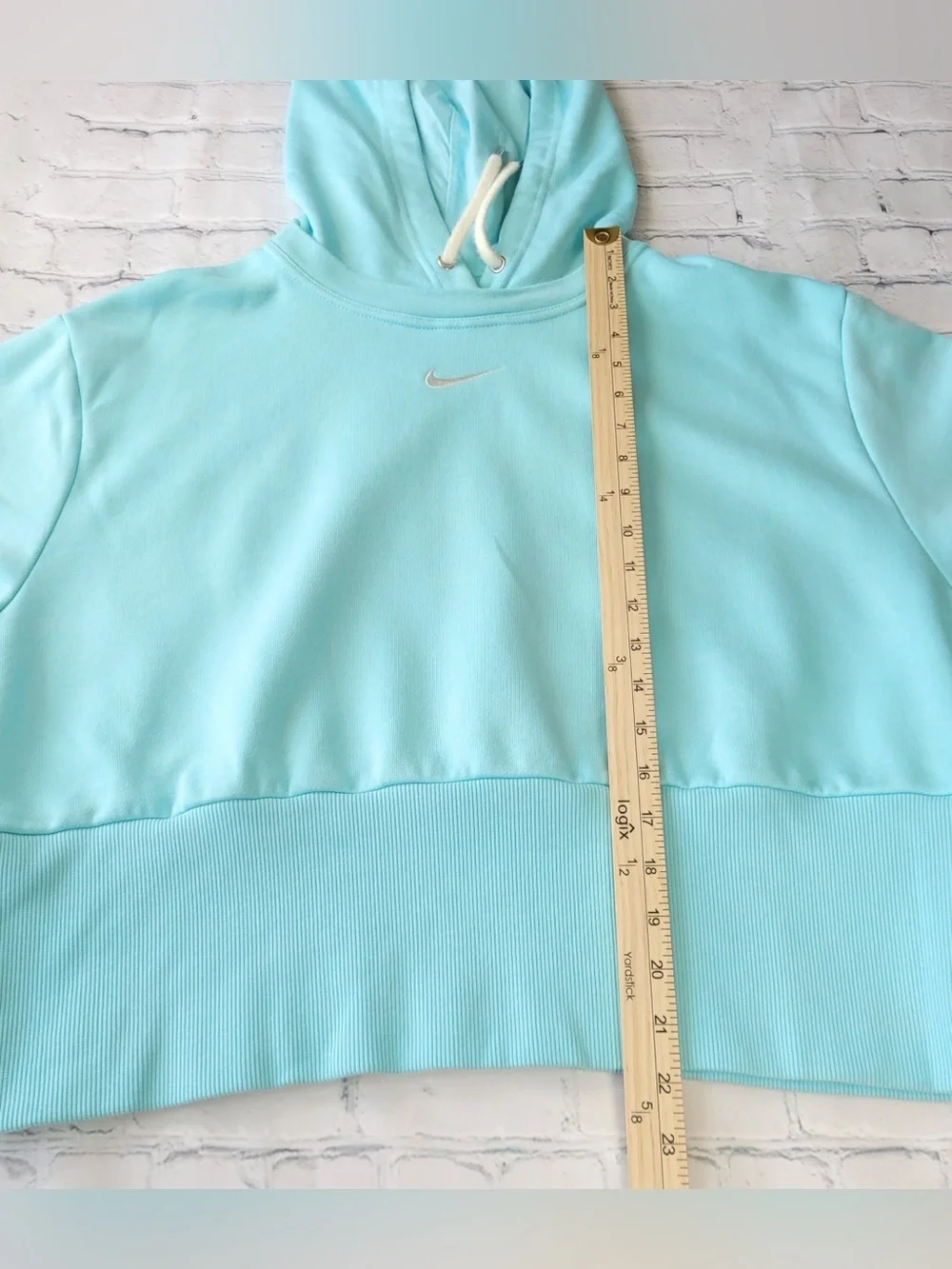 ✅ Nike Aqua blue Hoodie with White Swoosh size XL
